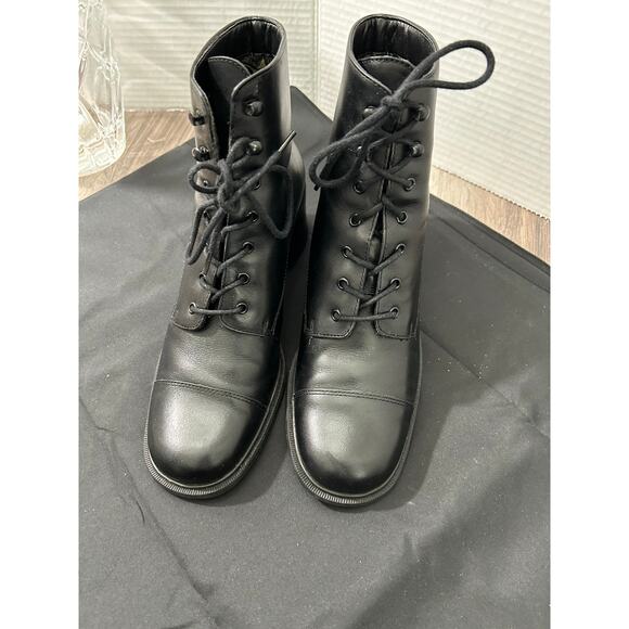 Caressa Lark Leather Boot Vintage black Block heel Size 7 - Picture 4 of 9